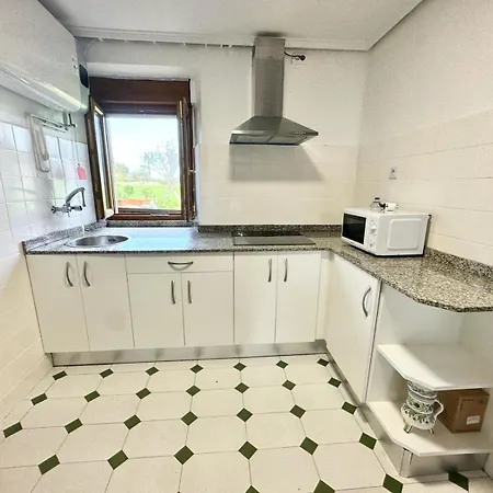 Casa Familiar En Meruelo Con Jardin Holiday home San Miguel de Meruelo