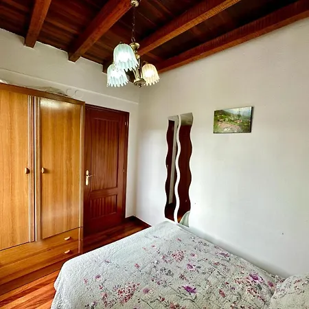 Casa Familiar En Meruelo Con Jardin Holiday home San Miguel de Meruelo