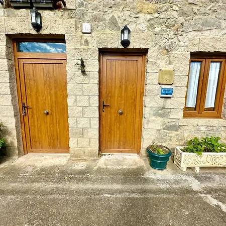 Casa Familiar En Meruelo Con Jardin Hébergement de vacances *