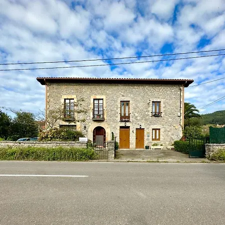 Hébergement de vacances Casa Familiar En Meruelo Con Jardin *